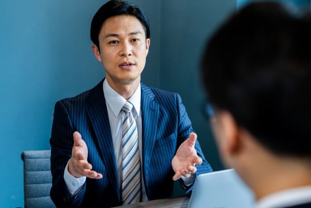 FAと仲介の基本的な違いとは?